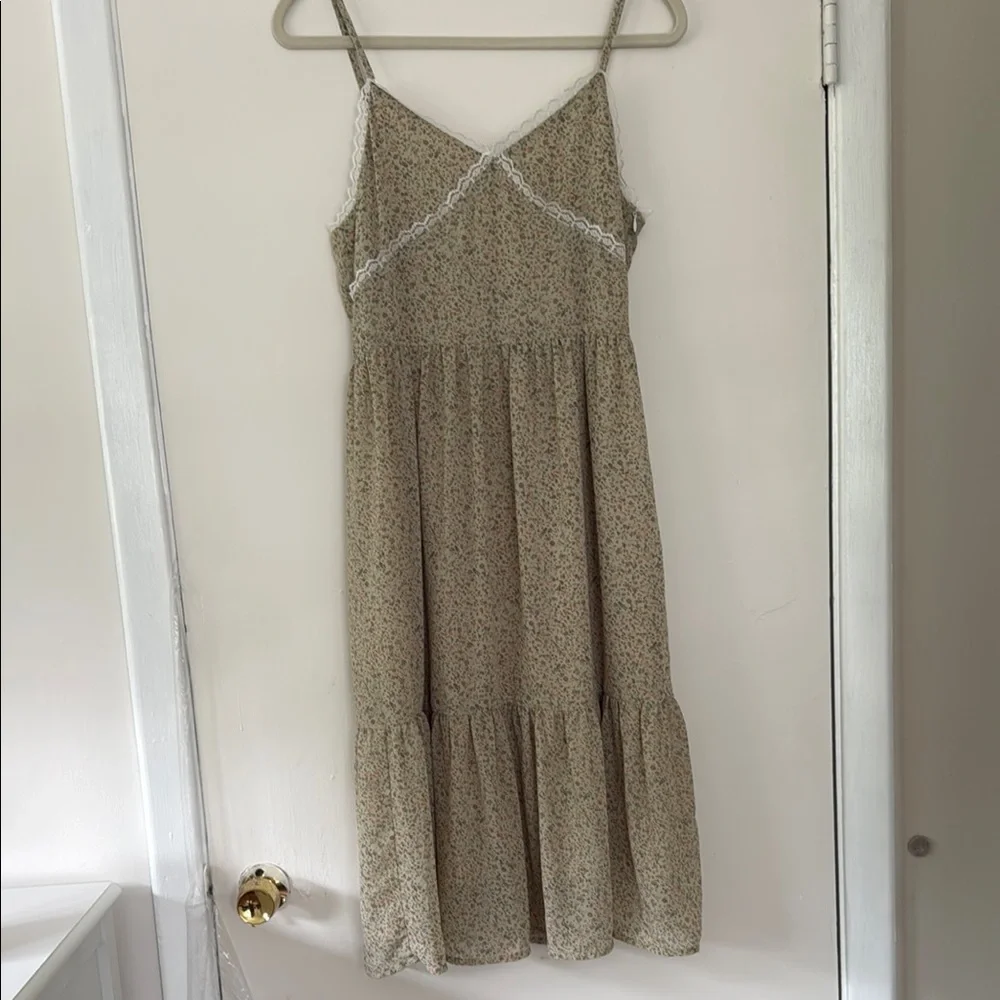 Green Tiered Ruffled Midi Sundress - Picture 1 of 9